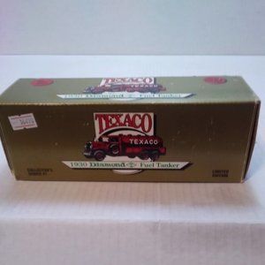 Texaco 1930 LE ERTL Diamond Fuel Tanker Locking Diecast Bank #7 ----MIB